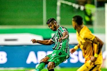 
			
				Na briga pela liderança da Série B, América-MG empata sem gols com Amazonas
			
			