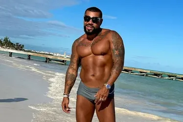 
			
				Naldo Benny afirma que transou 41 vezes em uma semana
			
			