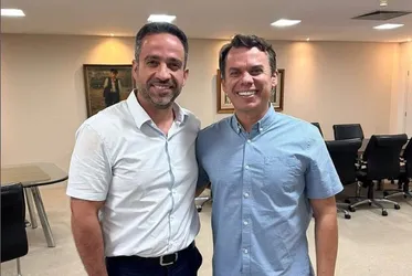 
			
				O ausente mais notado em solenidade comandada por Paulo Dantas
			
			