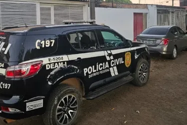 
			
				Operações em SP bloqueiam R$ 9,8 bilhões de contas ligadas ao PCC
			
			