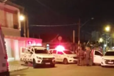 
			
				PM aposentado finge passar mal durante assalto e mata criminoso
			
			