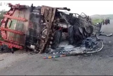 
				Separatistas matam 51 no Paquistão em ataque terrorista
			
			