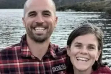
			
				Turista cai em rio e morre em ataque de crocodilo
			
			
