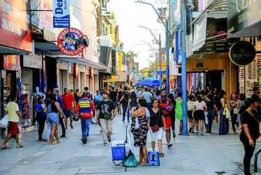 
			
				Veja o que abre e o que fecha no feriado da Padroeira em Maceió
			
			