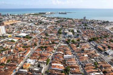 
			
				Veja quais os 10 bairros com o m² mais caro em Maceió
			
			