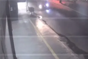 
			
				Vídeo: mulher é morta a tiros por ex-companheiro
			
			