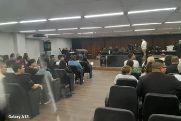 
			
				Vigiada por câmeras e com veículo rastreado: advogada morta tinha passos monitorados
			
			