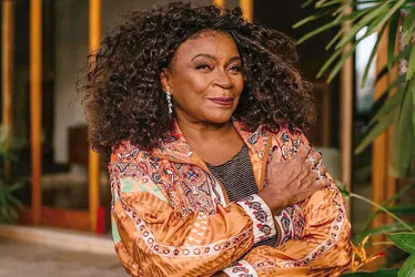 
			
				Zezé Motta 'Canta Caetano', 'Mainha é uma Resenha' e mais
			
			