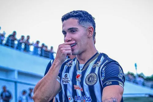 
				ASA possui contrato ativo com apenas quatro jogadores
			
			