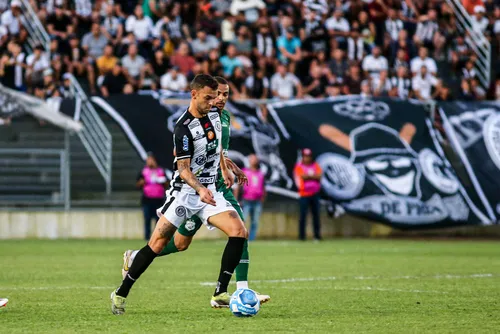
				ASA possui contrato ativo com apenas quatro jogadores
			
			