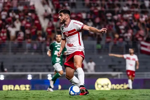 
				CRB: Heron sofre ruptura de ligamento no joelho esquerdo
			
			