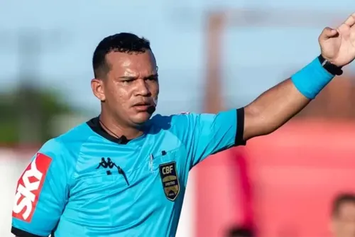 
				CSA recebe Floresta, no Rei Pelé, com casa cheia e sonho por arrancada rumo ao G8
			
			