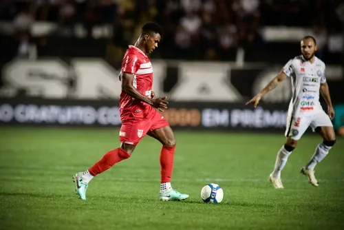 
				Com time reserva, CRB joga mal e perde para o Operário por 2 a 0
			
			