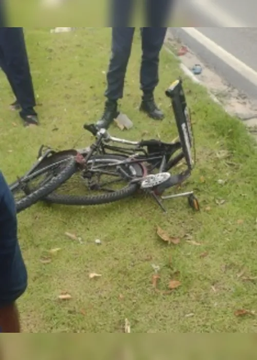 
				
					Após fazer travessia, ciclista morre em acidente com motocicleta no Petrópolis
				
				