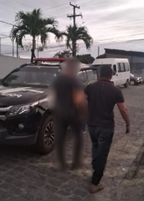 
				Condenado pela Justiça, homem que transportava drogas para organização criminosa é preso
			
			