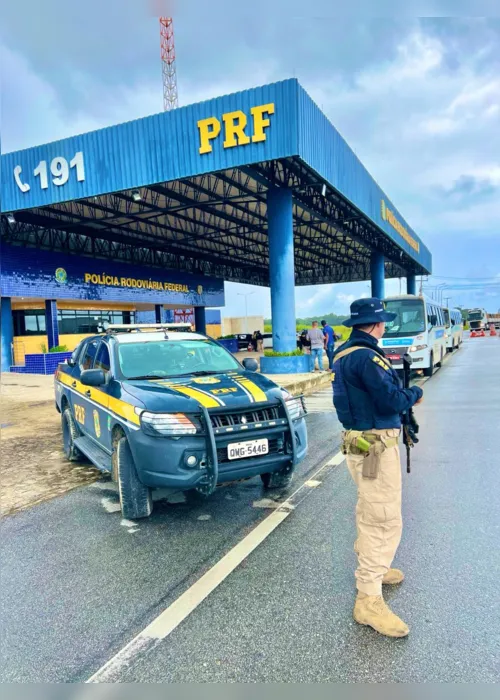 
			
				PRF e PC prendem dupla por organização criminosa e lavagem de dinheiro
			
			