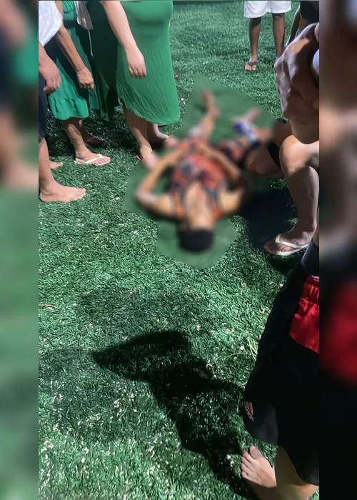 
				Atentado deixa um morto e outro ferido em quadra de futevôlei no Benedito Bentes
			
			