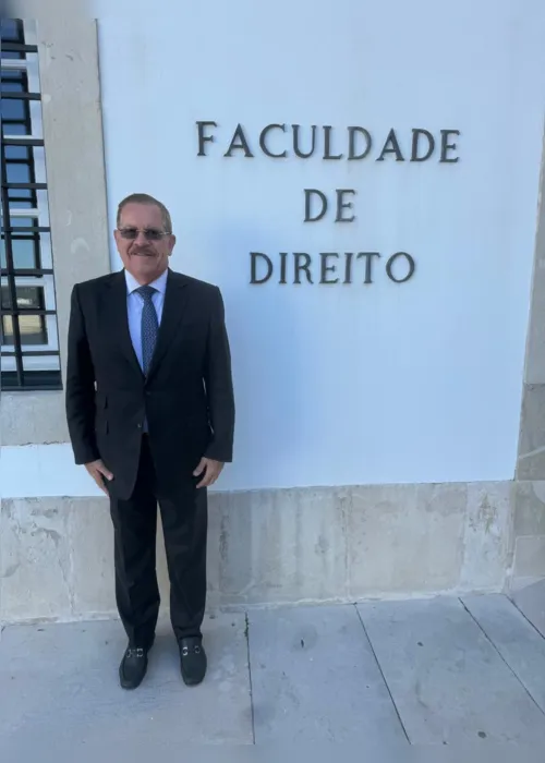 
				
					Ministro Humberto Martins participa de Seminário de Verão de Coimbra
				
				