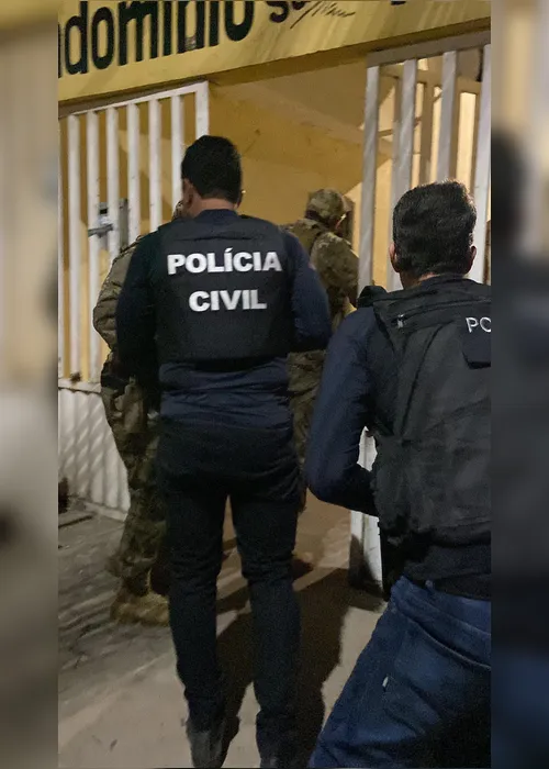 
				Preso acusado de chefiar 'braço' de facção que mandava matar pessoas em Rio Largo
			
			