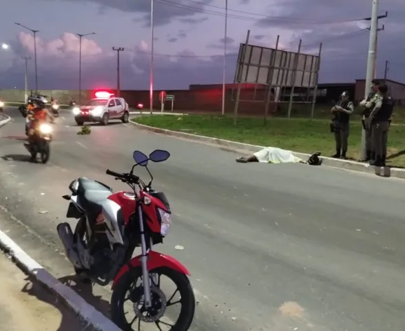 Homem morre em acidente ao perder controle da moto na Rota do Mar