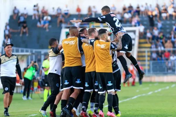 
				
					ASA vence o Sergipe e conquista classificao heroica na Srie D: 2 a 0
				
				