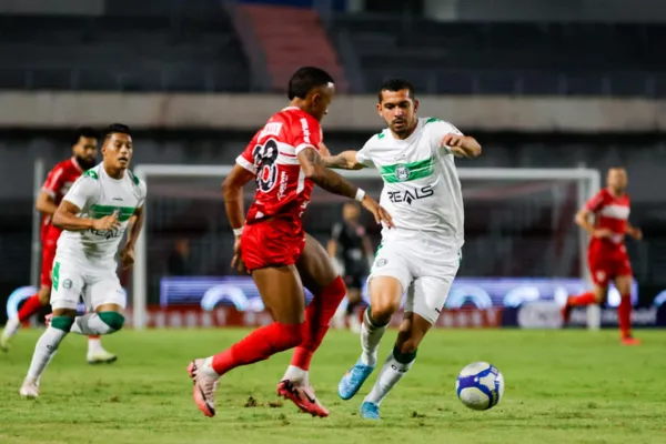  CRB vence o Coritiba, de virada, mas segue na 17ª colocação na Série B: 2x1 