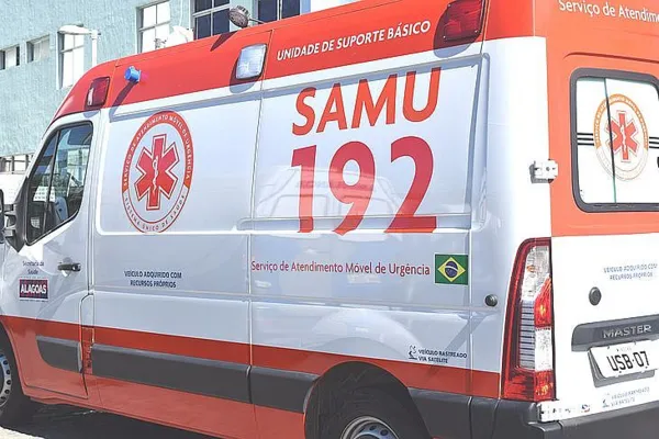 
				
					Motociclista de 59 anos morre ao colidir com carro na Pescaria
				
				