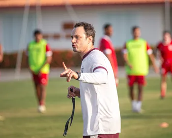 Eliminação e três times por ano: os números de Bruno Pivetti, novo técnico do CRB