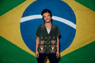 
			
				1 mês de Bruno Mars no Brasil: tudo o que ele fez por aqui, além dos shows
			
			