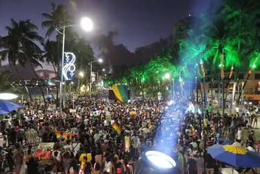 
			
				22ª Parada do Orgulho LGBTQIAPN+ ocorre neste domingo em Maceió
			
			