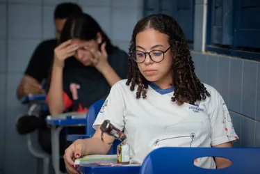 
			
				AL tem o terceiro melhor Ideb do ensino médio do NE e o sétimo do país
			
			