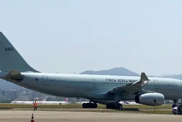 
			
				Aeronave pousa em Beirute para 2º voo de repatriação de brasileiros
			
			