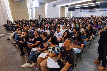 
			
				Alunos esclarecem as últimas dúvidas durante o 'Revisão ENEM' em Maceió e Arapiraca
			
			