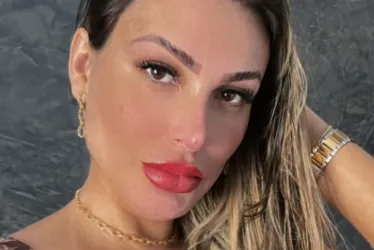 
			
				Andressa Urach cancela parcerias em vídeos pornôs
			
			