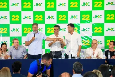 
			
				Após decisão de Paulo Dantas, JHC deve manter “mistério” até 2026
			
			