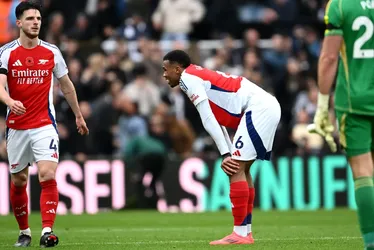 
			
				Arsenal perde para Newcastle e completa três jogos sem vencer na Premier League
			
			