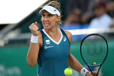 
			
				Bia Haddad garante retorno ao top-10 após derrotas de rivais
			
			