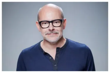 
				Bookie | Rob Corddry é promovido a regular na 2ª temporada
			
			