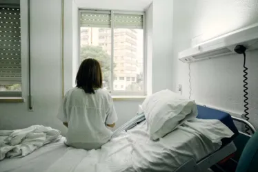 
			
				Brasileira some de jantar em Portugal e é encontrada em hospital
			
			
