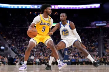 
			
				Bronny James tem melhor desempenho na liga, mas Lakers perdem
			
			