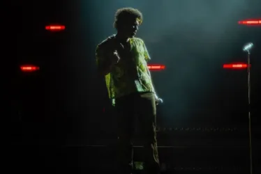 
			
				Bruno Mars diverte fãs ao falar em português no 2º show: “Cadê as solteiras?”
			
			