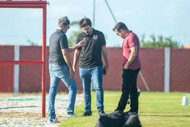 
			
				CRB deve fechar com novo diretor de futebol na próxima semana
			
			