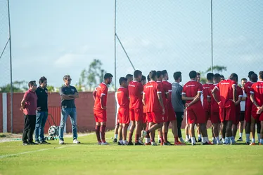 
			
				CRB deve fechar com novo diretor de futebol na próxima semana
			
			