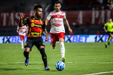 
			
				CRB luta para sair do Z4 em confronto atrasado com o Sport
			
			