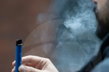 
			
				Cigarro eletrônico aumenta risco de problemas nos dentes e na gengiva
			
			