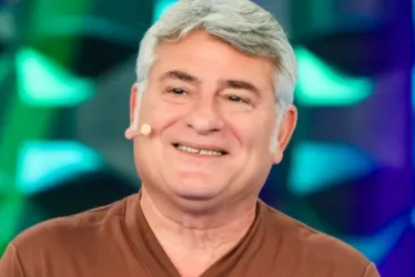 
			
				Cléber Machado deixa SBT e vai para a Record
			
			