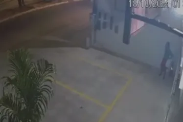 
			
				Com alvará no bolso: um dia após ser solto, homem tenta furtar lojas na Jatiúca
			
			