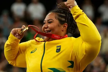 
			
				Com direito a recorde paralímpico, Tayana Medeiros conquista o ouro
			
			