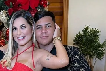 
			
				Com renda de R$ 2 mil, filho de Deolane movimentava valores chocantes
			
			