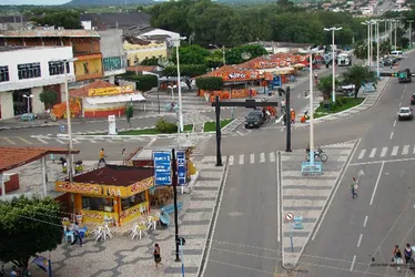 
			
				PMAL apreende caminhão roubado em PE após rastreador disparar alarme
			
			